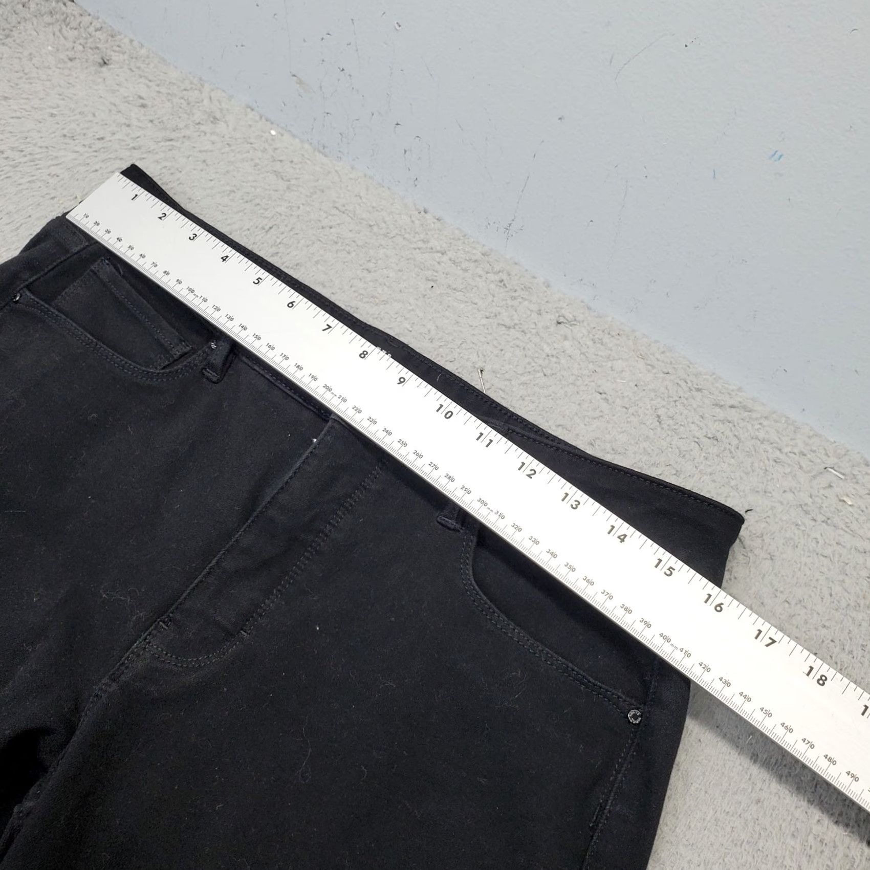 White House Black Market White House Black Market Jeans Womens Size 10 Ankle Skinny Dark Wash Black Flat Front Denim 5-Pocket Stretch Slim Fit Size 32" / US 10 / IT 46 - 3 Thumbnail