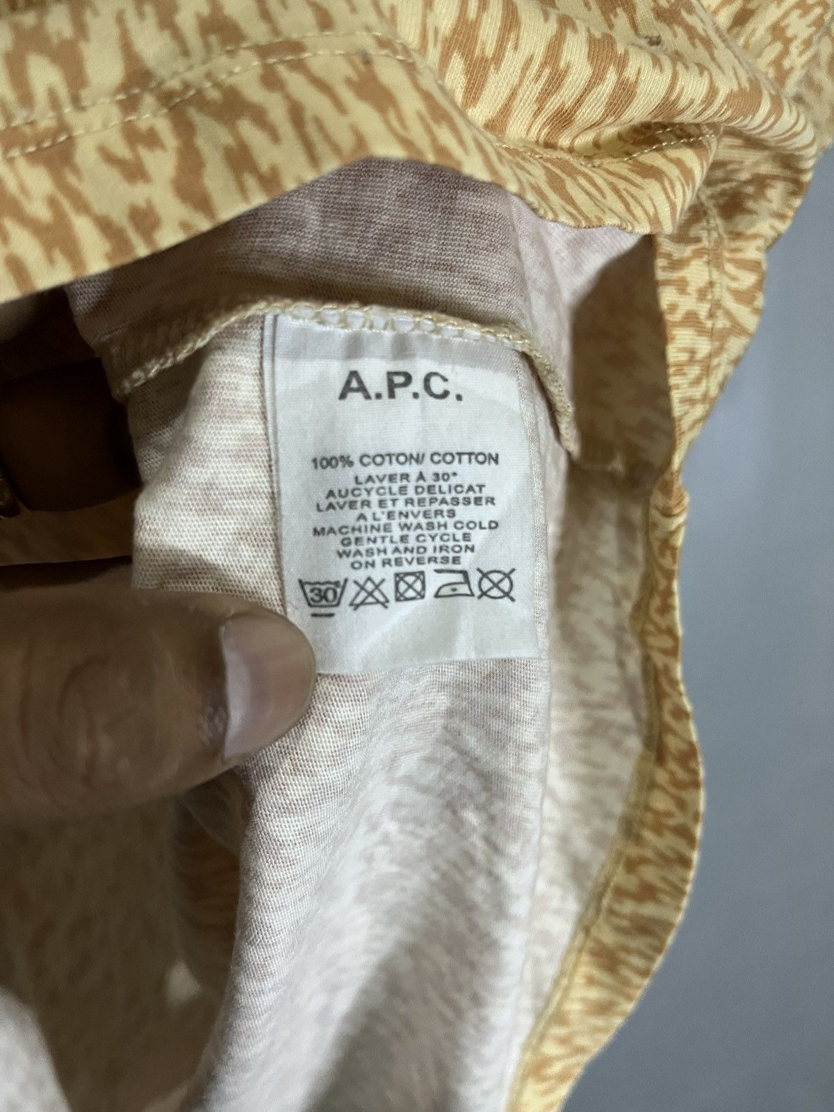 A.P.C. × Vintage Vintage A.P.C Leopard Pattern Design Sweatshirts Size S / US 4 / IT 40 - 4 Thumbnail