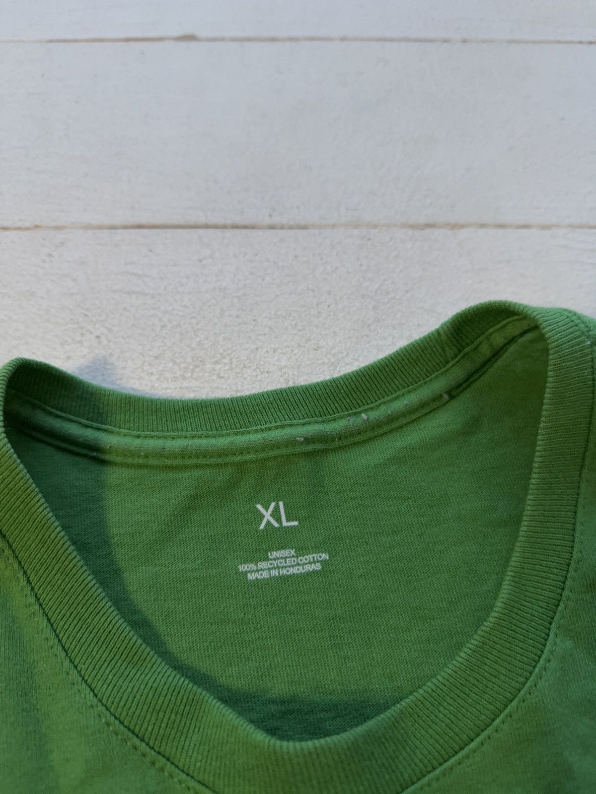 Apple 00s Apple Green Logo Minimal Corporate Promo T-Shirt XL Size US XL / EU 56 / 4 - 8 Thumbnail