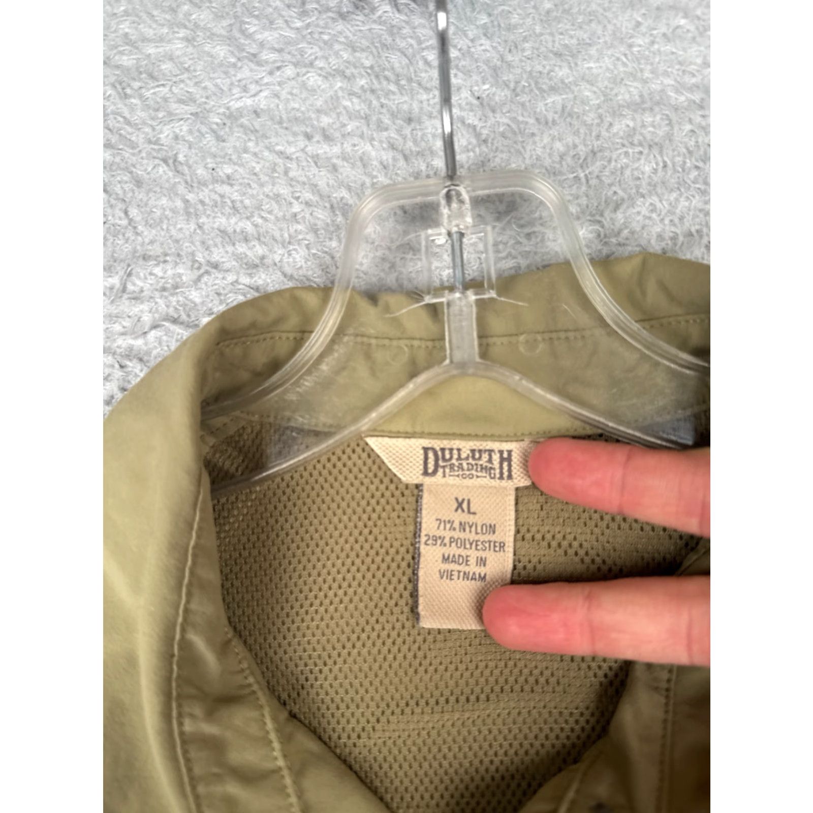 Vintage Duluth Shirt Men Button-Up Nylon Blend Green Long Sleeve XL Vented Breathable Pockets All Seasons Fishing Angler Outdoor Size US XL / EU 56 / 4 - 7 Thumbnail