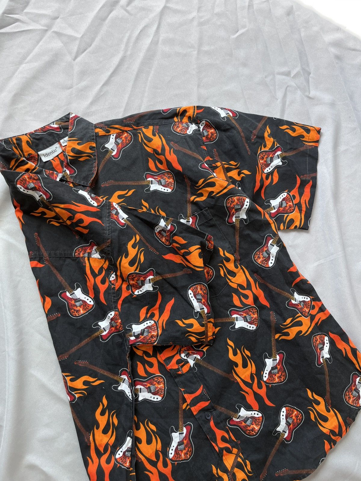 Other Flame and Guitars Crazy Short Sleeve Summer Shirt Size US L / EU 52-54 / 3 - 9 Thumbnail