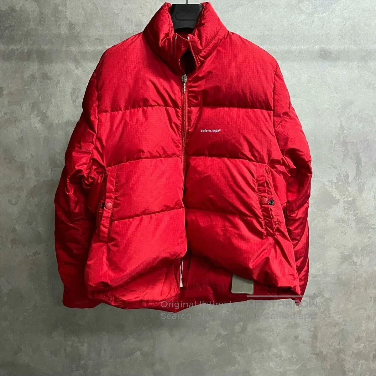 Balenciaga Balenciaga Red Logo Down Jacket. Size US XL / EU 56 / 4 - 1 Thumbnail