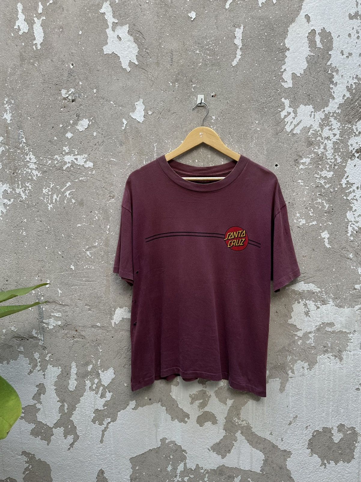 Santa Cruz Skateboards Vintage 90's Santa Cruz Skateboard Og Distressed Tees Size US L / EU 52-54 / 3 - 1 Thumbnail