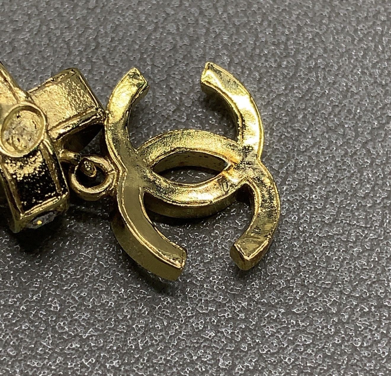 Chanel chanel metal logo earrings 0079 Size ONE SIZE - 4 Thumbnail