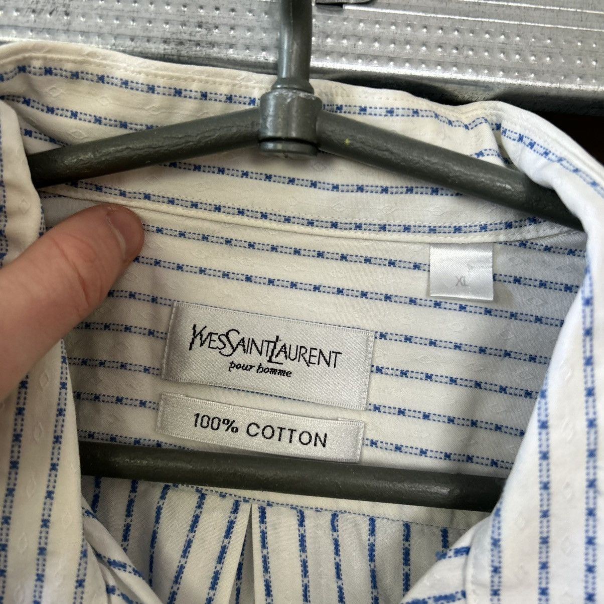 Yves Saint Laurent Luxury Yves Saint Laurent Small Logo Basic Button up shirt Size US XL / EU 56 / 4 - 5 Thumbnail