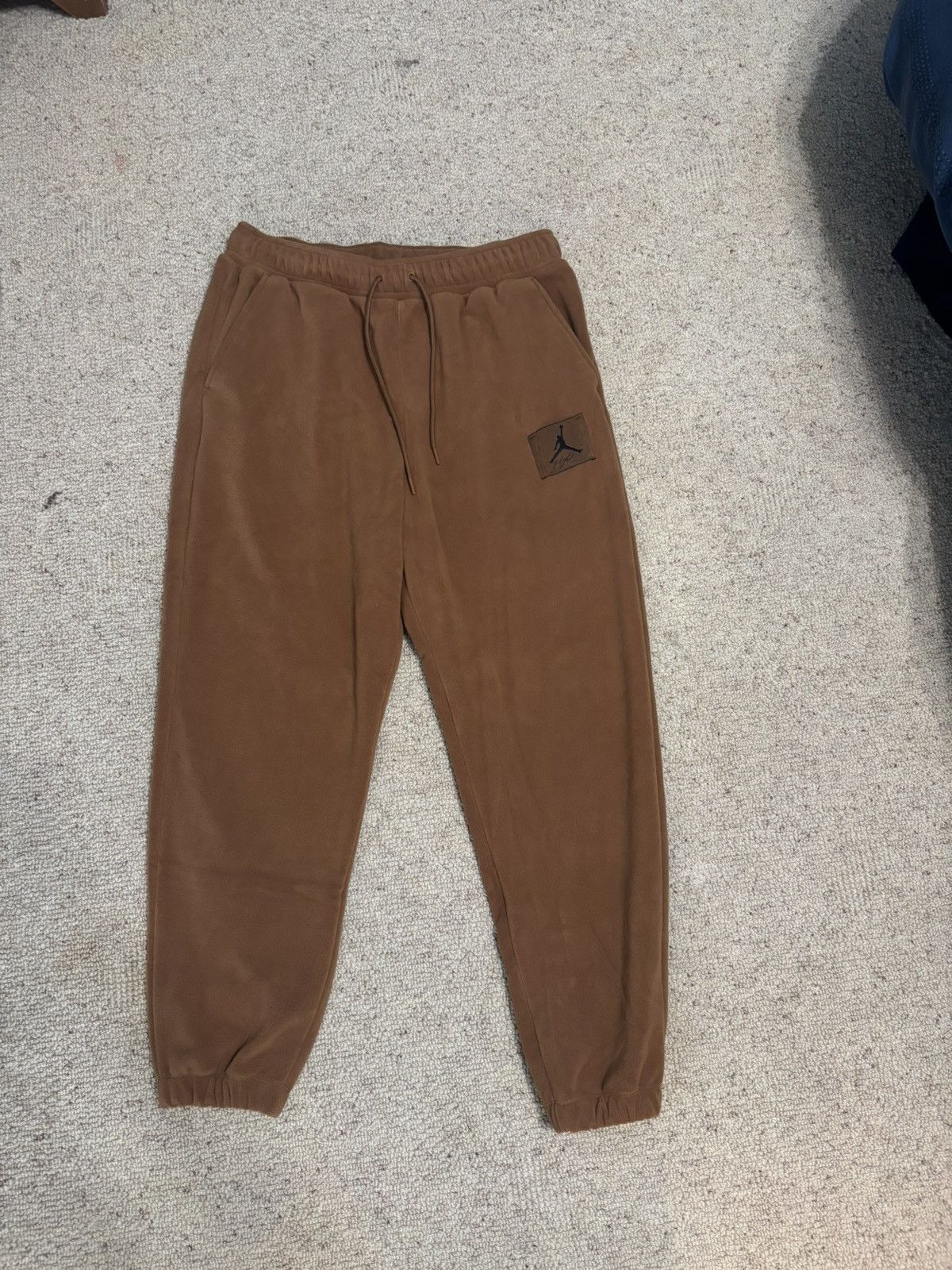 Jordan Essentials Statement Fleece Sweatpants Archaeo Brown