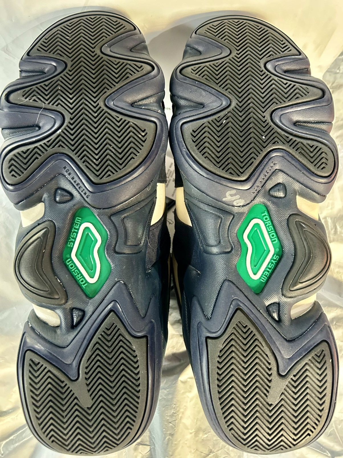 Adidas Adidas X Hoop York City - Crazy 8 Low - Legend Ink - Size US 11.5 / EU 44-45 - 10 Thumbnail