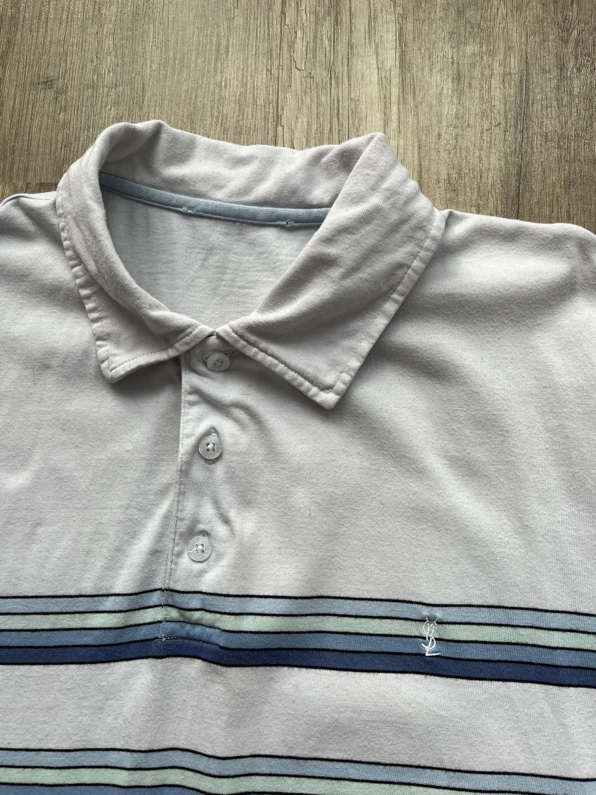 Yves Saint Laurent Yves Saint Laurent Short Sleeve Vintage Size M Size US M / EU 48-50 / 2 - 4 Thumbnail