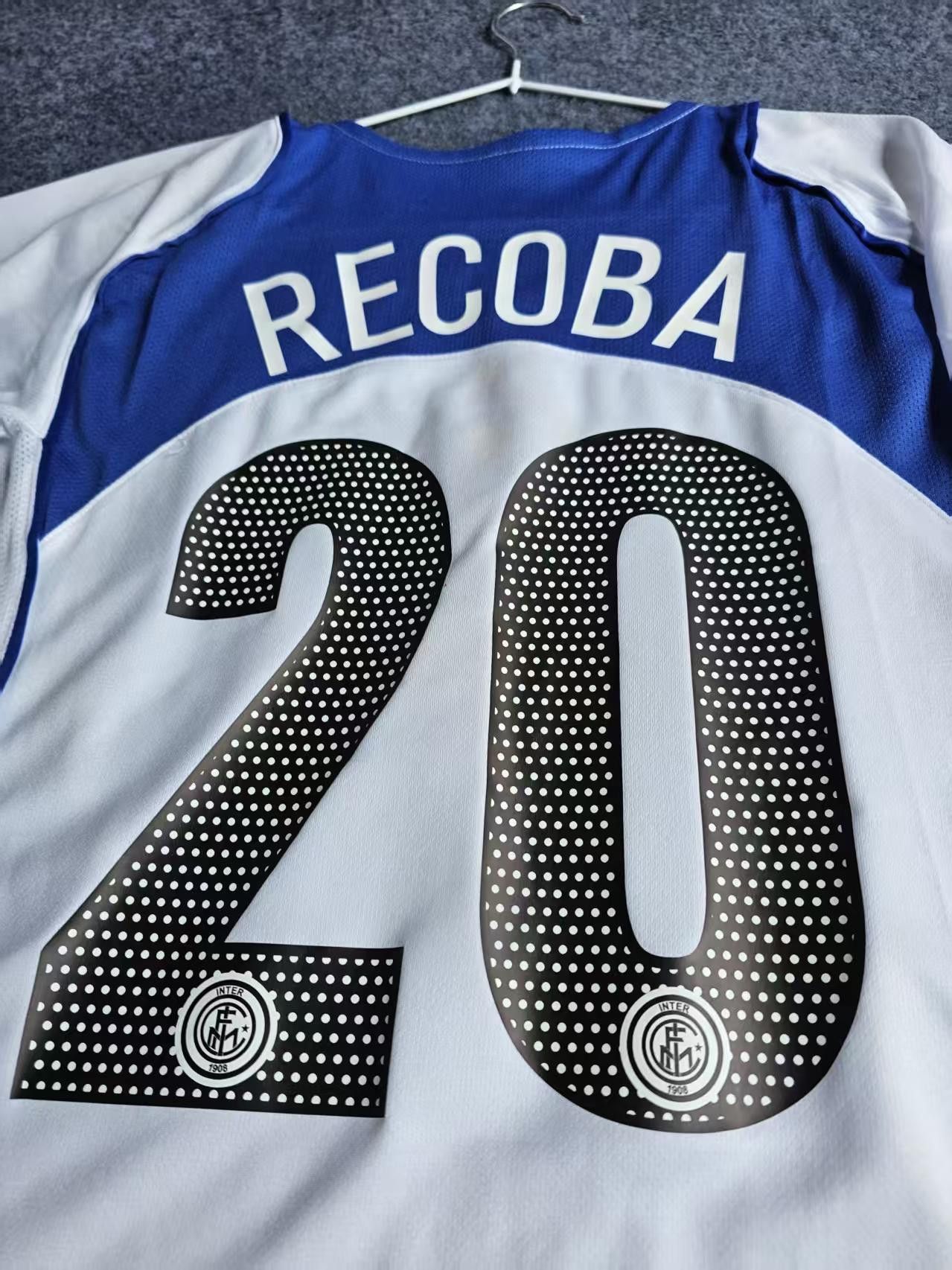 Other 2004 2005 Inter milan #20 Alvaro Recoba Jersey Size US S / EU 44-46 / 1 - 3 Thumbnail