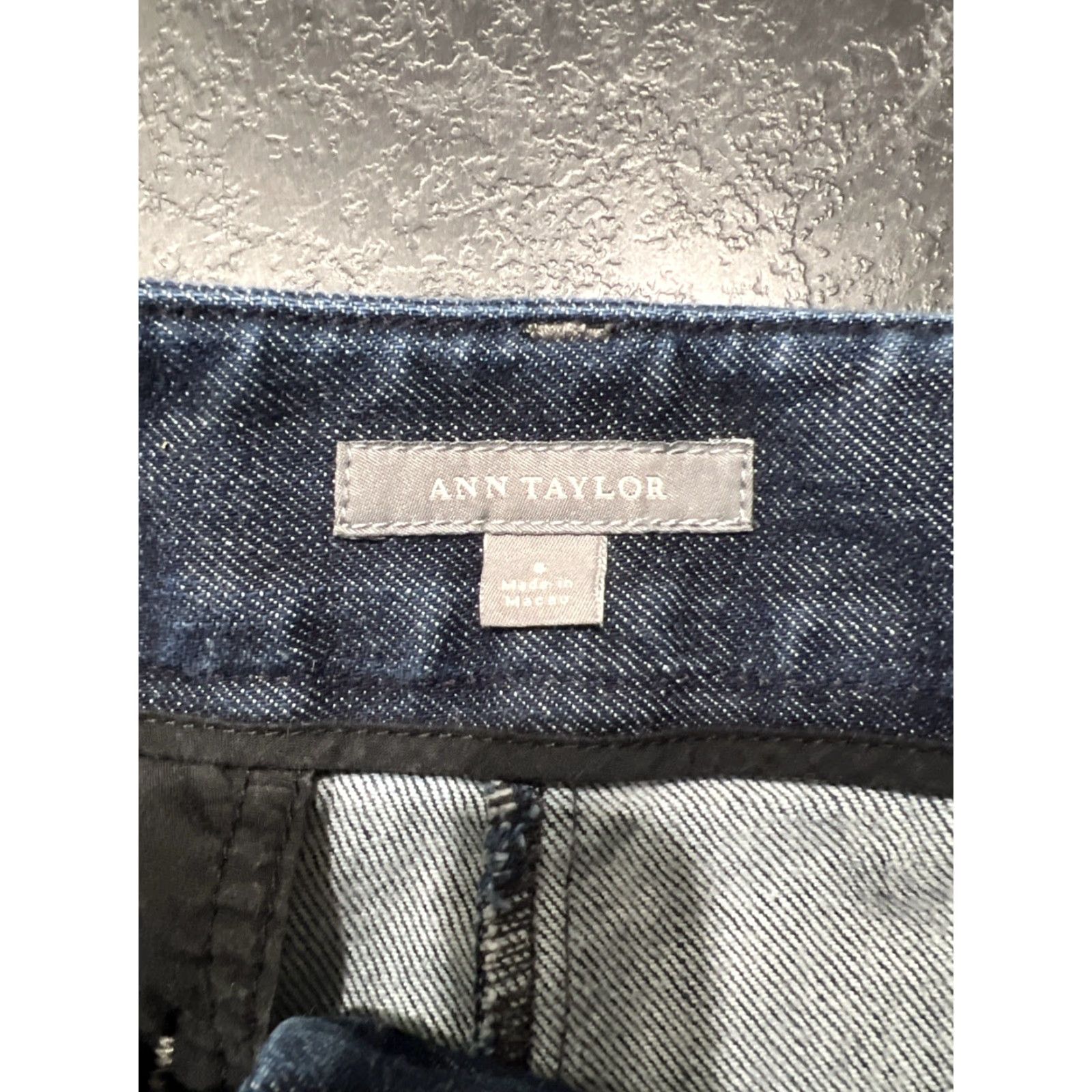 Ann Taylor Ann Taylor Loft Jeans Women's Size 6 Blue Denim Low Rise Pocket Straight 33 in Inseam Size 28" / US 6 / IT 42 - 3 Thumbnail