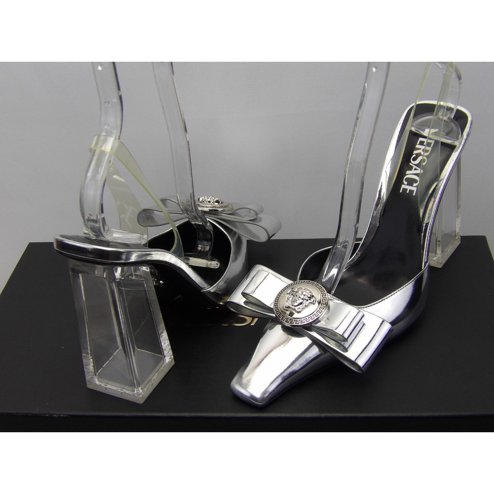 Versace VERSACE SILVER PATENT LEATHER COIN MEDUSA HEAD PUMPS 36 ITA Size US 6 / IT 36 - 8 Thumbnail