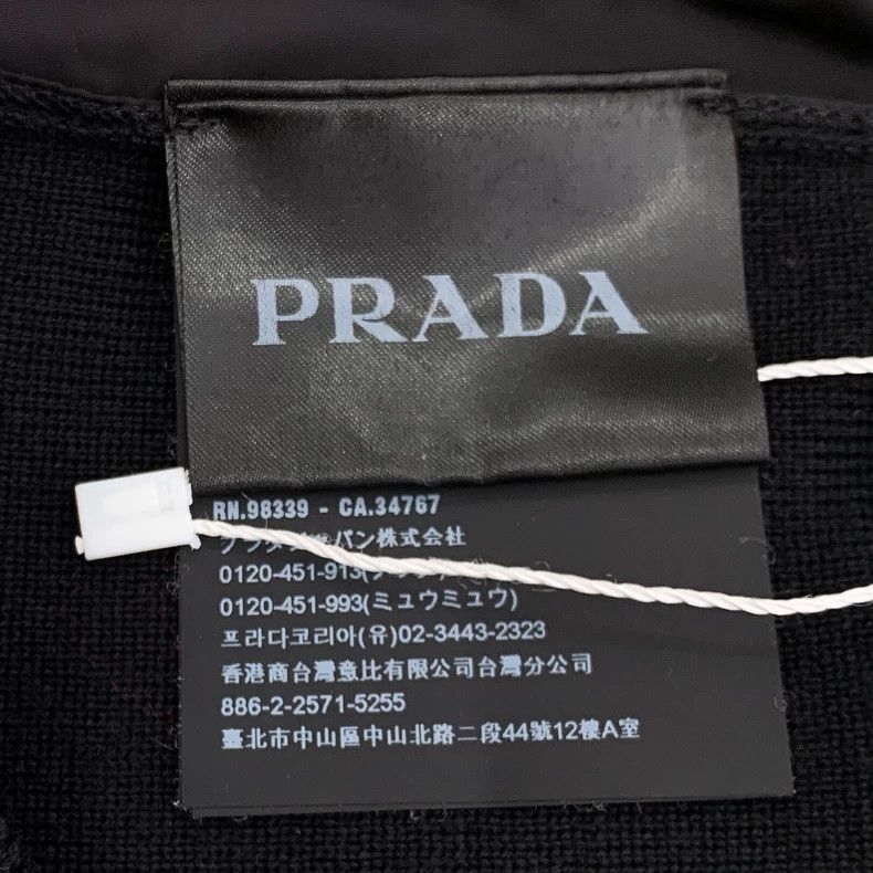 Prada PradaBlack stitching wool V-neck long-sleeved cardigan jack Size US M / EU 48-50 / 2 - 6 Thumbnail