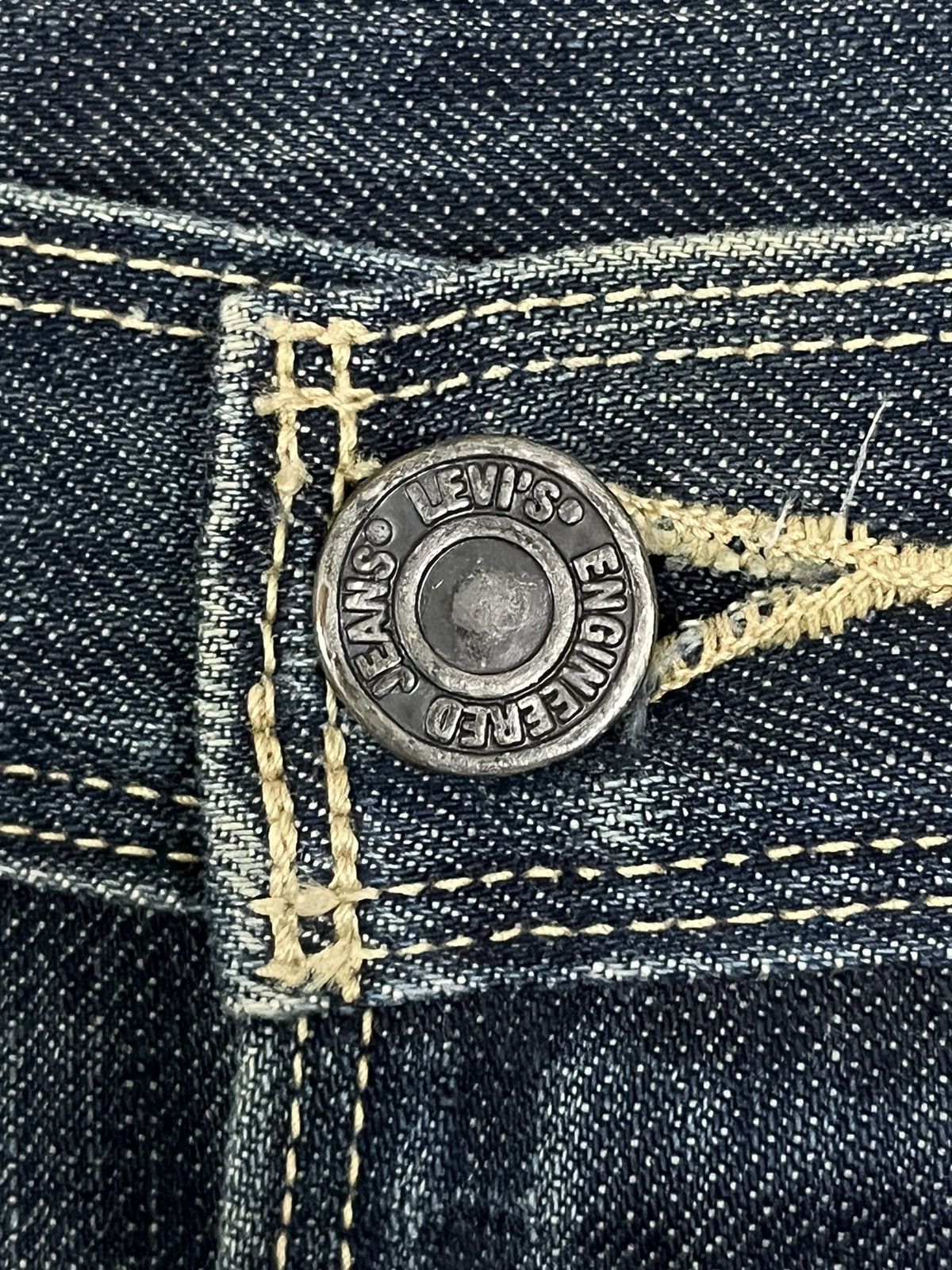 Levi's Vintage 90s Levis Engineered Loose Ripped Twisted Leg Jeans Size US 33 - 8 Thumbnail