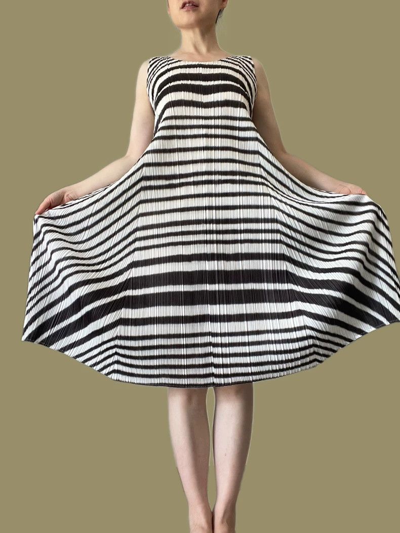 Issey Miyake Issey Miyake PP Pleated Striped Dress- dmc Size US 30 / EU 46 - 1 Thumbnail