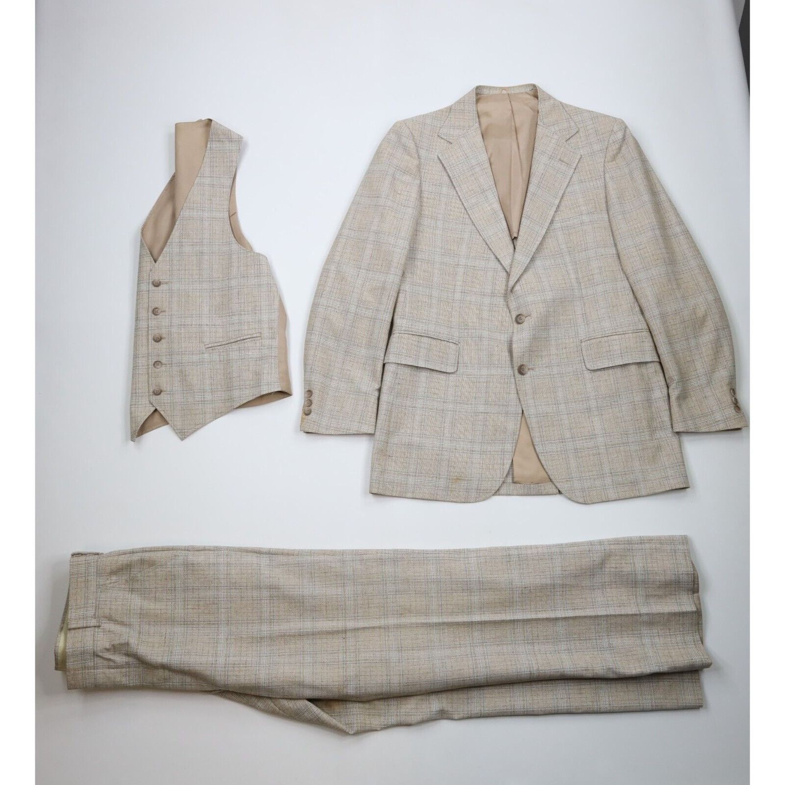 Vintage Vintage 70s Streetwear 3 Piece Wool Suit Wedding Size 42R - 1 Thumbnail