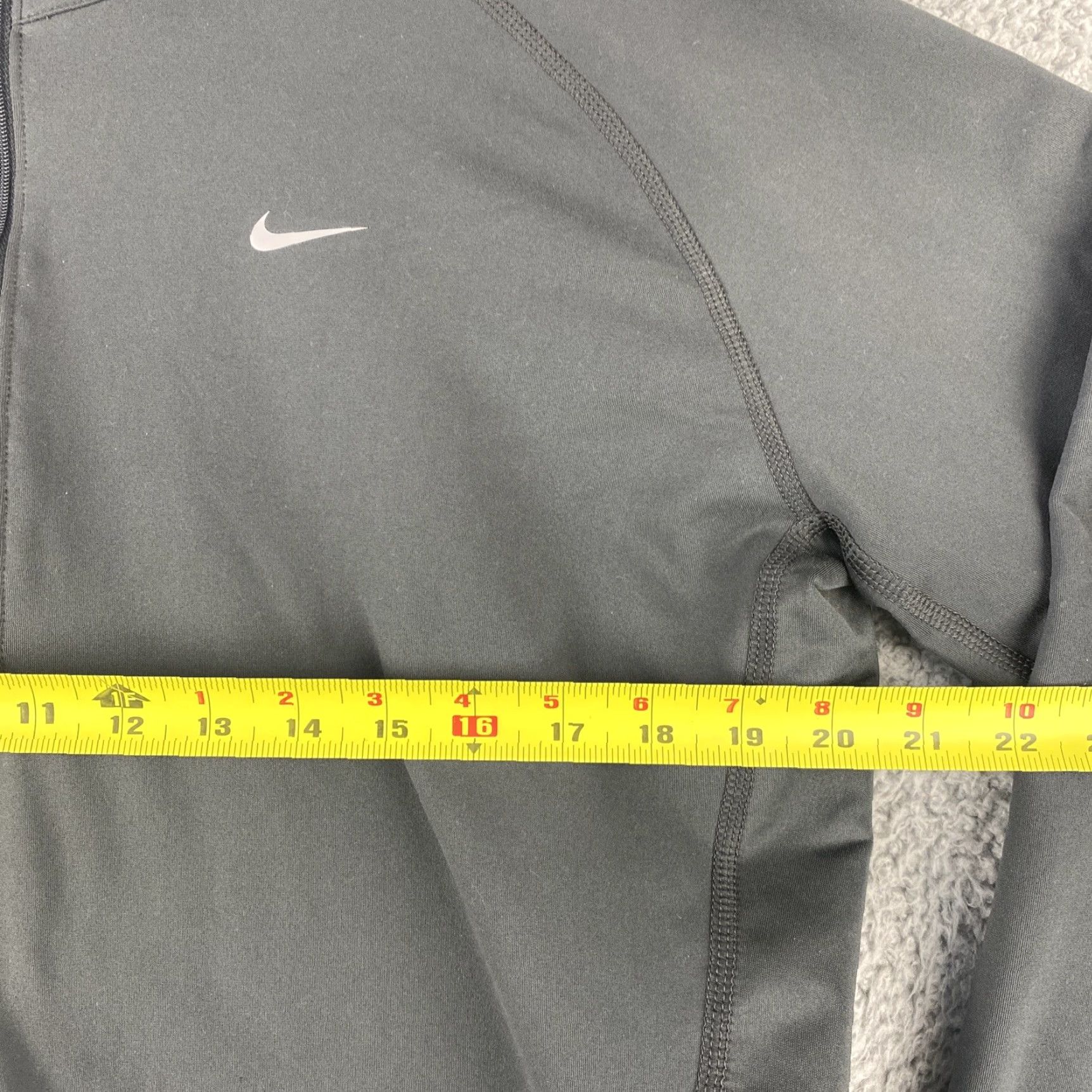 Nike Nike Fit Dry Womens Large Gray Long Sleeve Athletic 1/2 Zip Jacket 42-39 Regular Women Sports Track Jacket 1/2 Zip Size L / US 10 / IT 46 - 6 Thumbnail