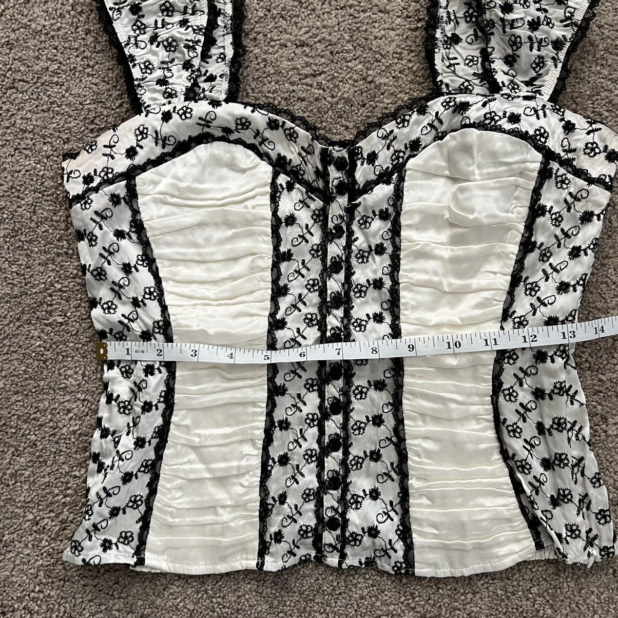 Bebe Bebe White Milkmaid Corset Top Size XS / US 0-2 / IT 36-38 - 4 Thumbnail