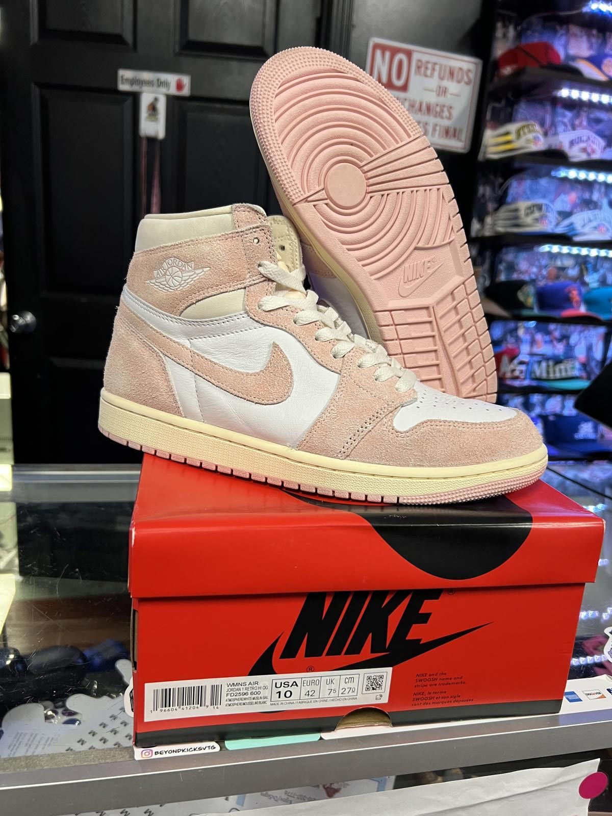 Designer WMNS Jordan 1 High ‘Washed Pink’ Size US 8.5 / EU 41-42 - 1 Thumbnail