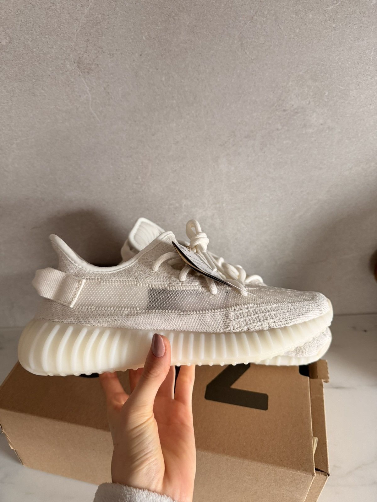 Yeezy Yeezy 350 BONE Size US 7 / EU 40 - 3 Thumbnail