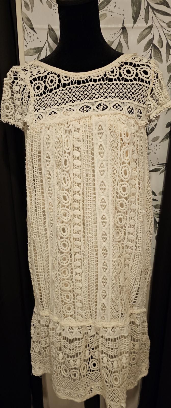 Marvel Comics Maeve Anthropologie Dress Cream Womens Size M Size M / US 6-8 / IT 42-44 - 4 Thumbnail