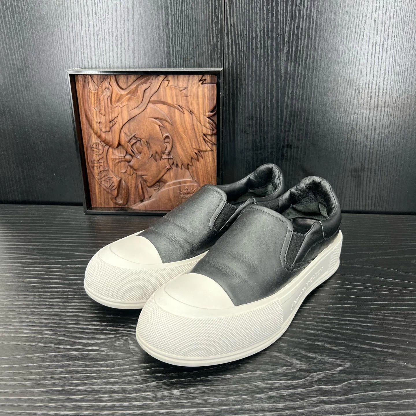Alexander McQueen Alexander McQueen Deck Black & White Size US 7 / EU 40 - 1 Thumbnail