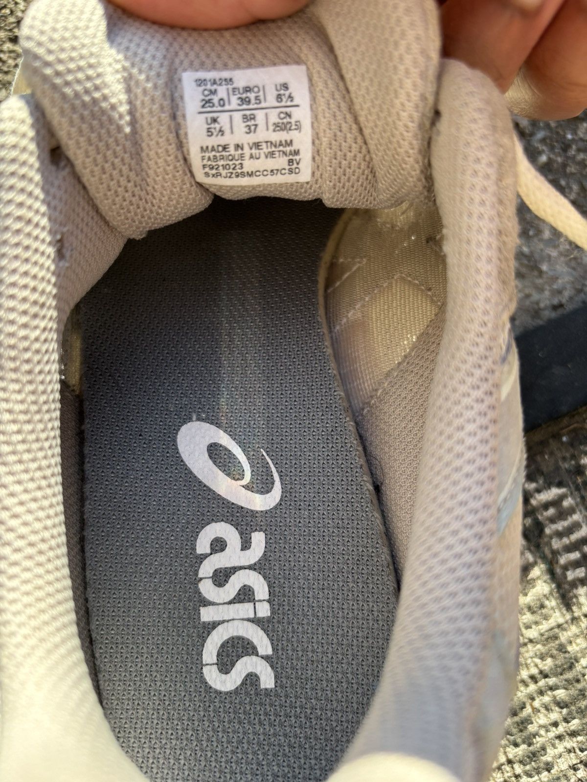 Asics Vanilla/White Sage ASICS Size US 8 / IT 38 - 6 Thumbnail
