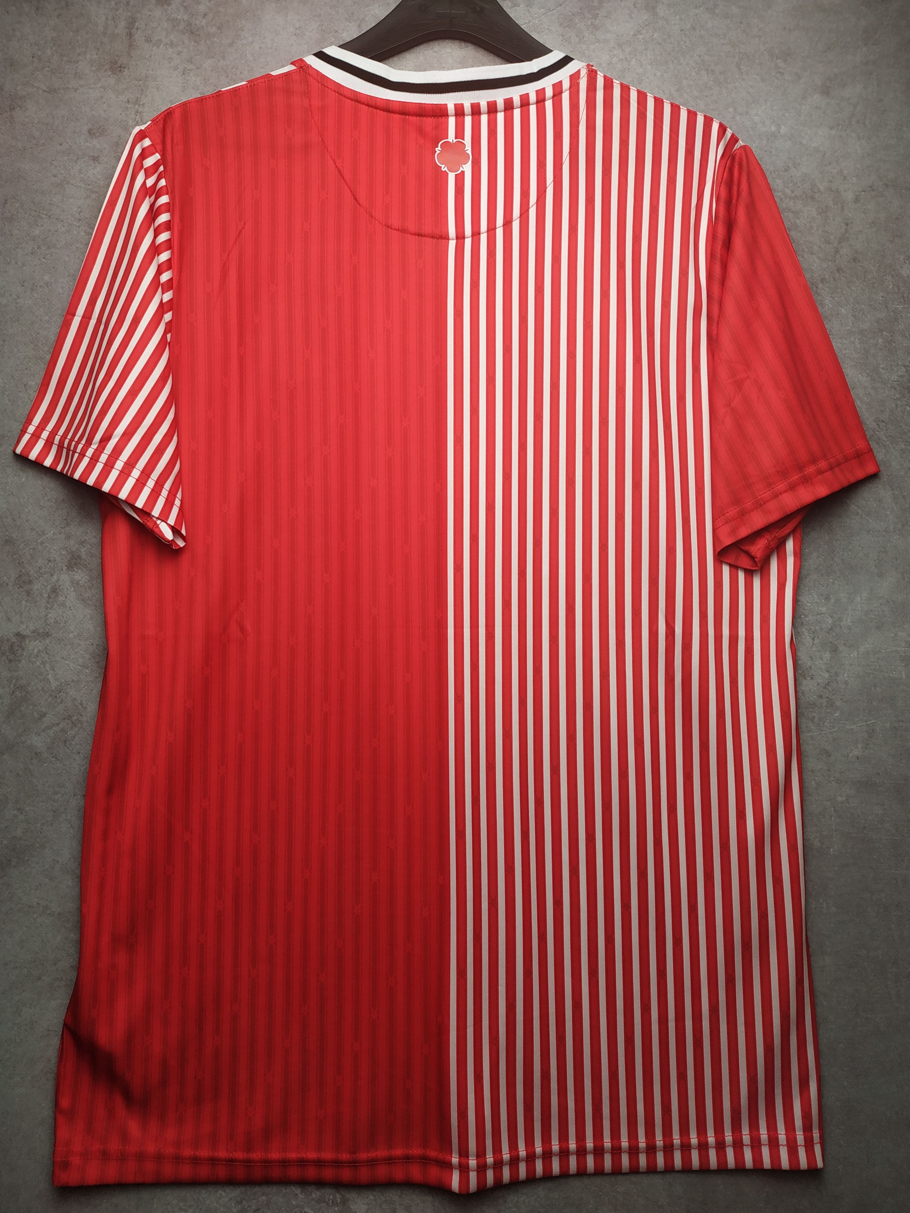 Hummel Hummel Southampton FC 2023/24 Soccer Jersey Football Shirt Size US L / EU 52-54 / 3 - 7 Thumbnail