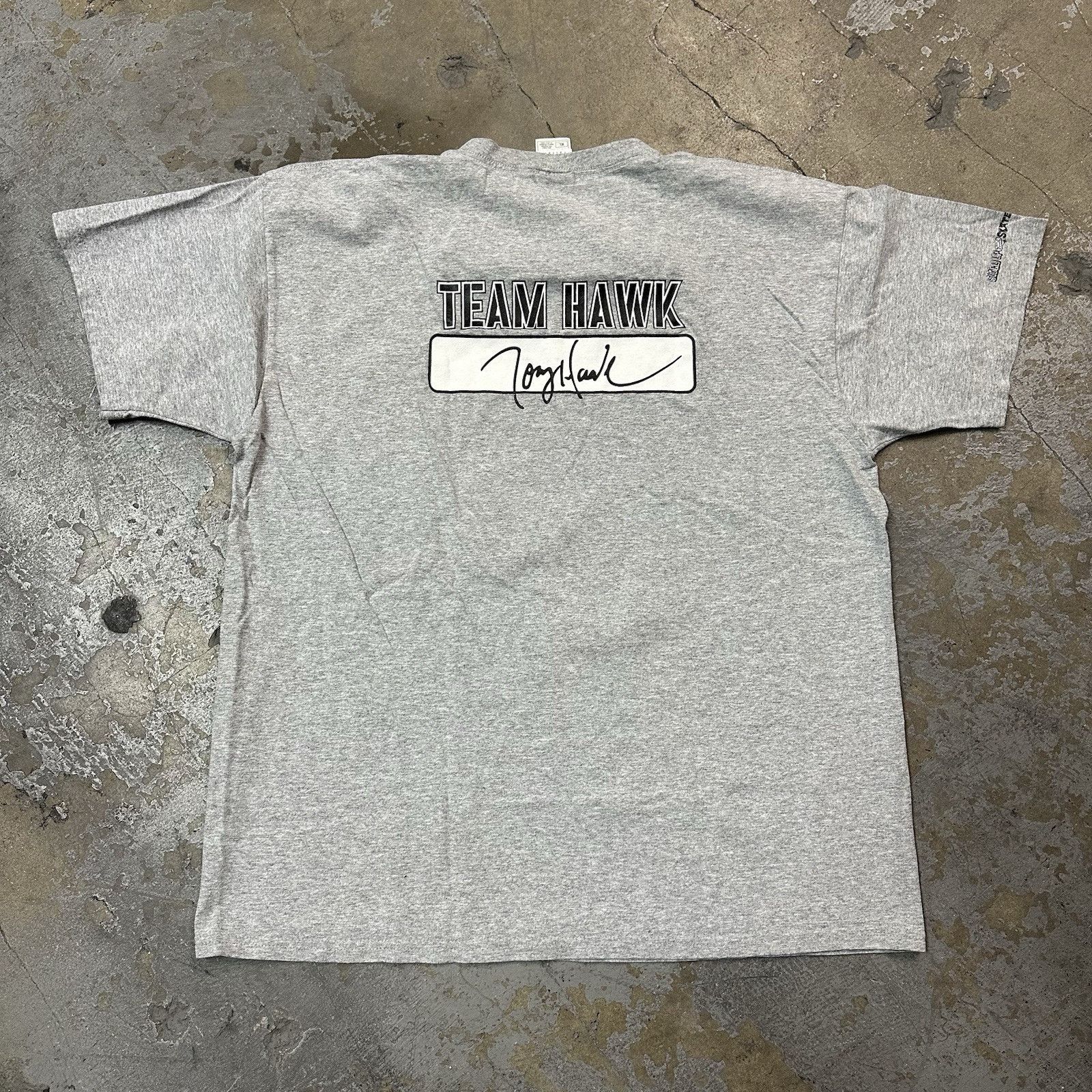 Vintage Vintage 2003 Tony Hawks Underground 2 Video Game T-Shirt Size US XL / EU 56 / 4 - 4 Thumbnail