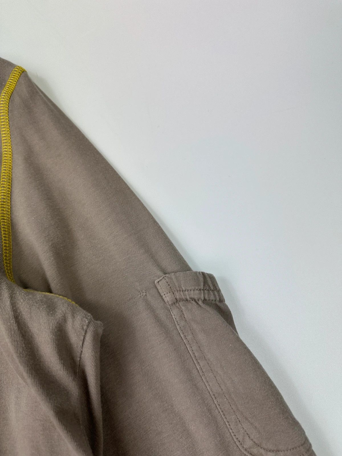 Dolce & Gabbana Dolce & Gabbana Taupe Beige & Yellow Stitches Longsleeve Tee Size US M / EU 48-50 / 2 - 5 Thumbnail