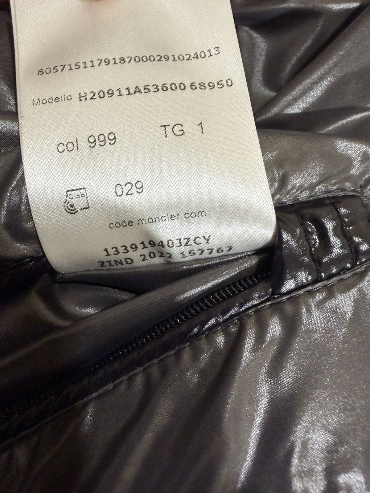 Moncler Black Maya Moncler jacket Size US S / EU 44-46 / 1 - 20 Thumbnail