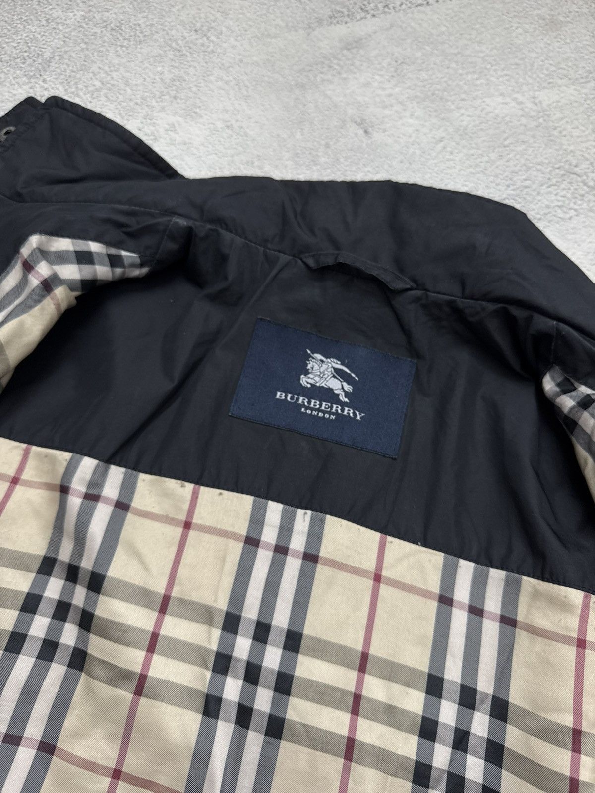 Burberry Vinatge Burberry London Coat Jacket Size M / US 6-8 / IT 42-44 - 15 Thumbnail
