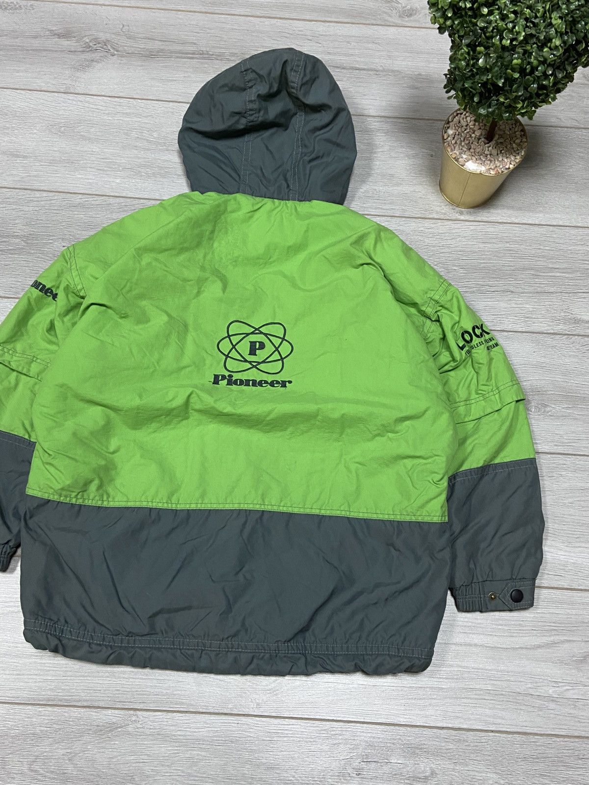 Vintage Pioneer outdoor lock on ski vintage eagle 🦅anorak jacket zip Size US S / EU 44-46 / 1 - 14 Thumbnail
