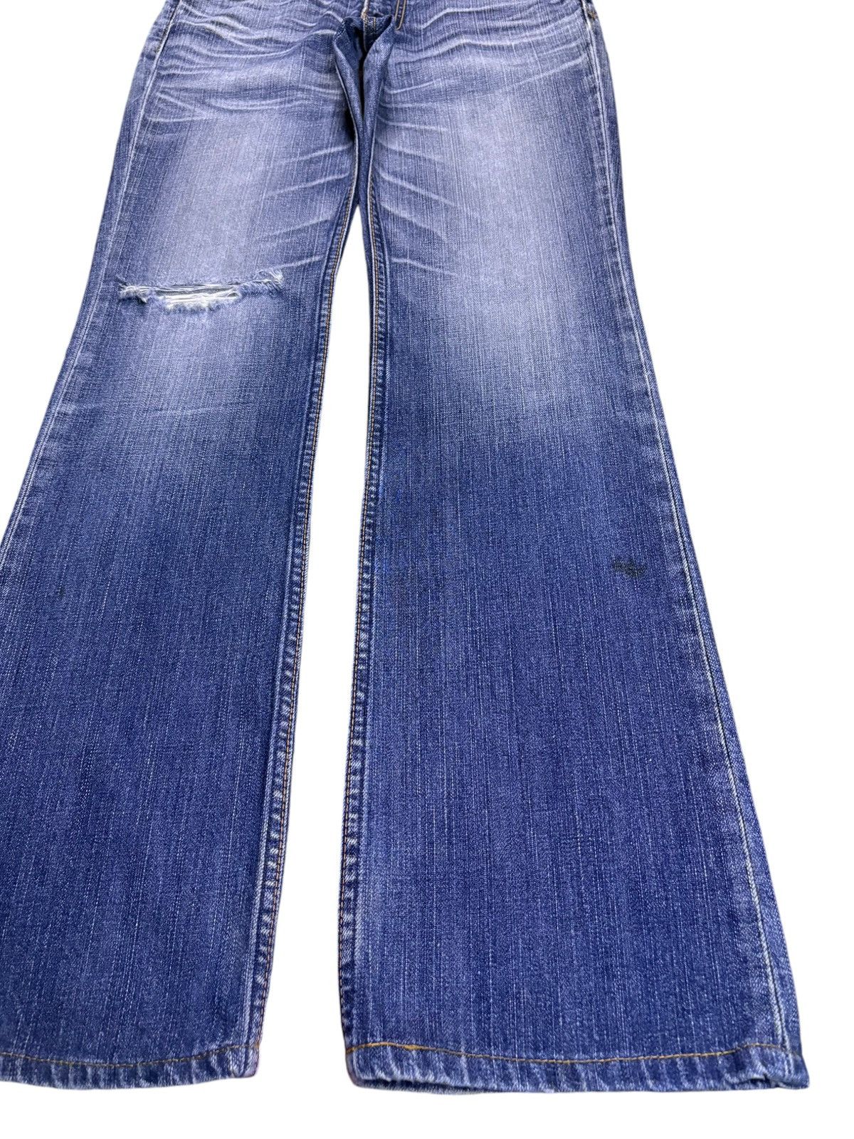 Levi's Vintage 90s Levis 707 Faded Wash Distressed Flare Jeans Size US 29 - 7 Thumbnail