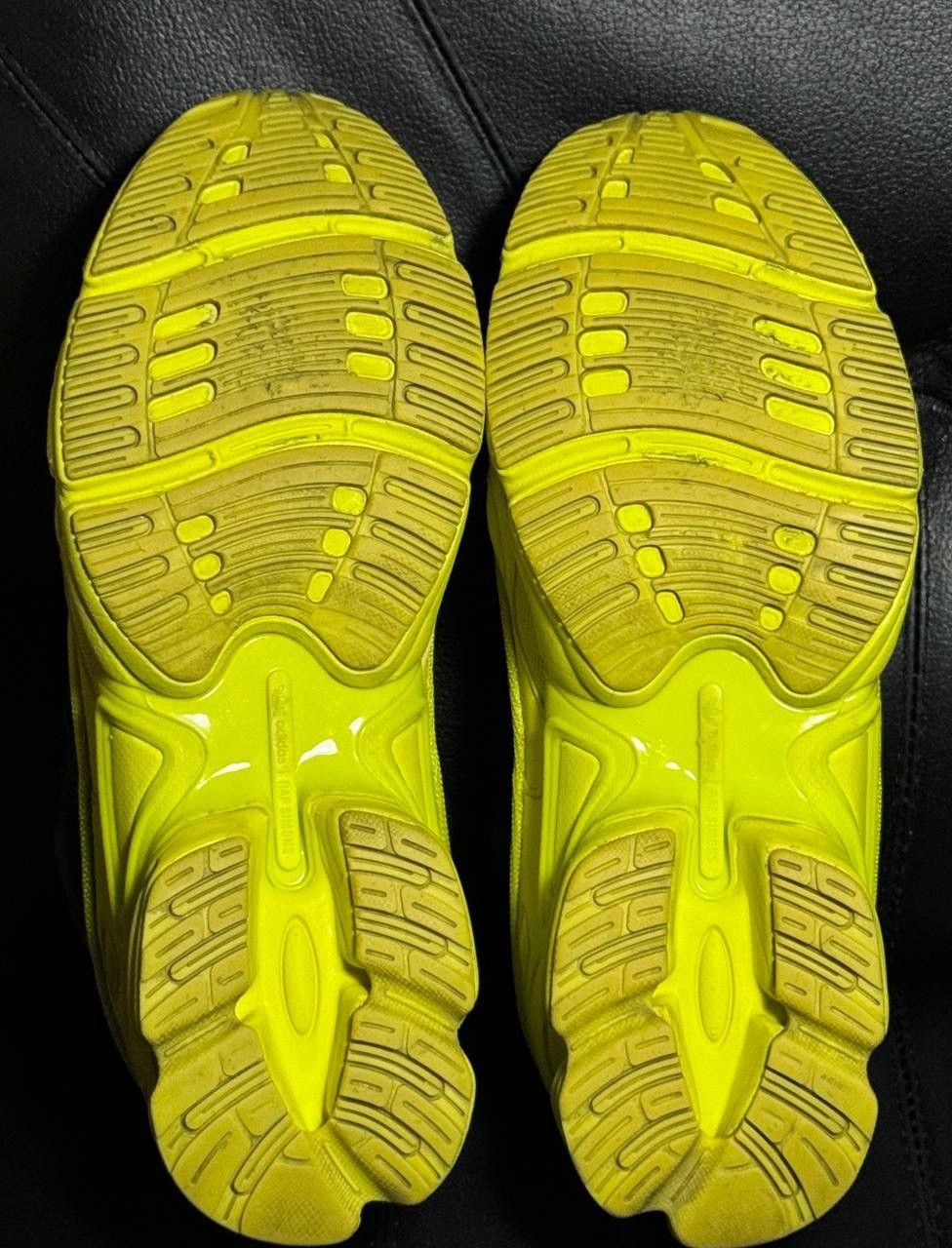 Adidas × Raf Simons 9us Adidas Raf Simons Ozweego Yellow FW18 Size US 9 / EU 42 - 8 Thumbnail