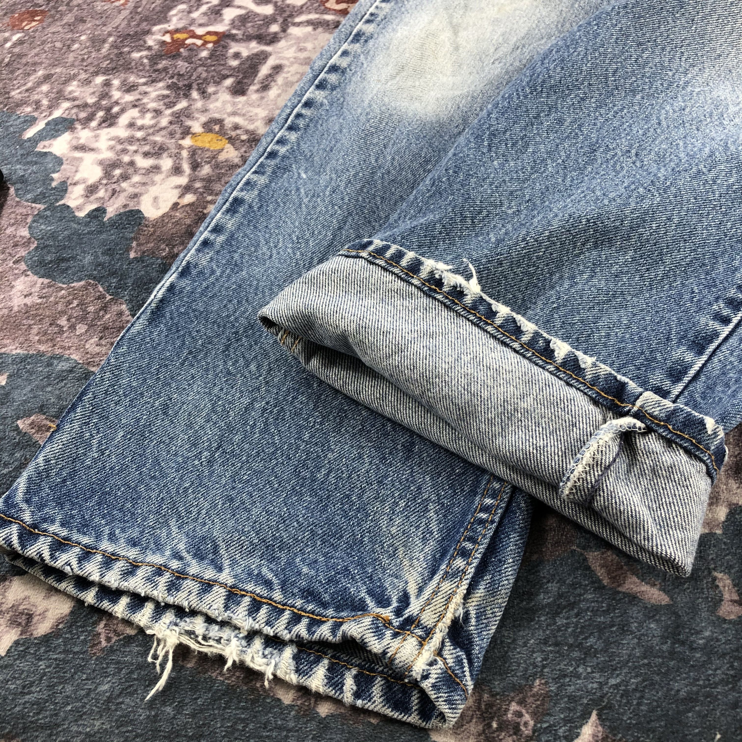 Levi's × Vintage Vintage 90s Blue Wash Levis 505 Jeans-JM3084 Size US 33 - 8 Thumbnail