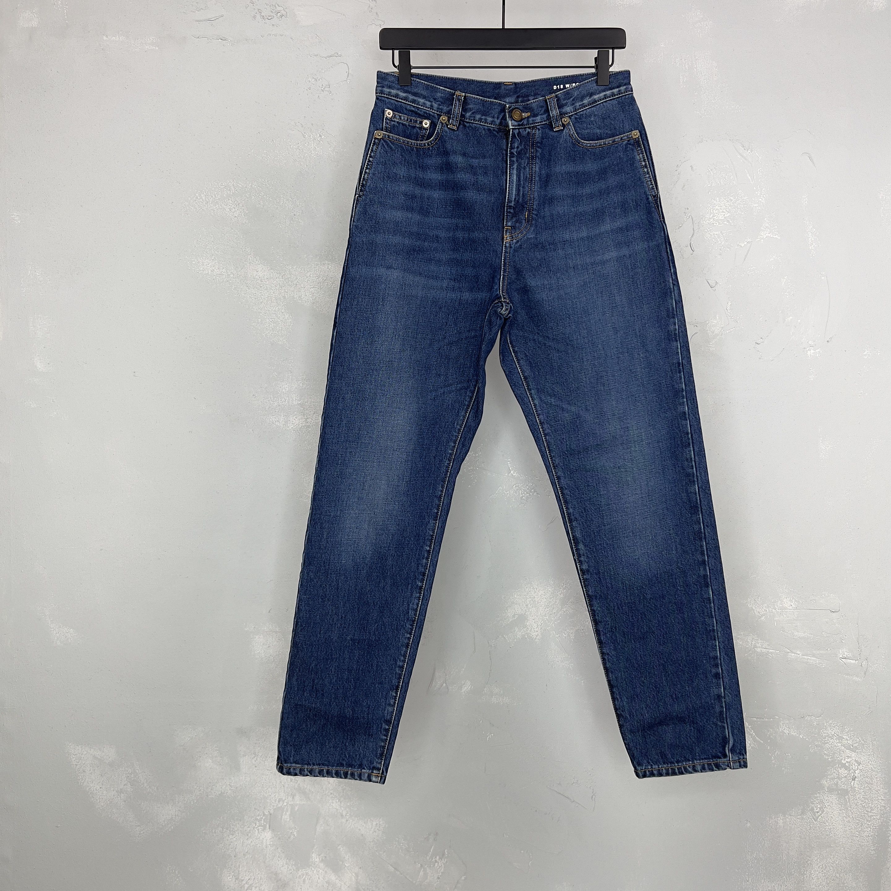 image of Saint Laurent Paris Saint Laurent D18 W/bg-Lw Paris Sky Blue Denim Loose Tapered, Women's (Size 26)