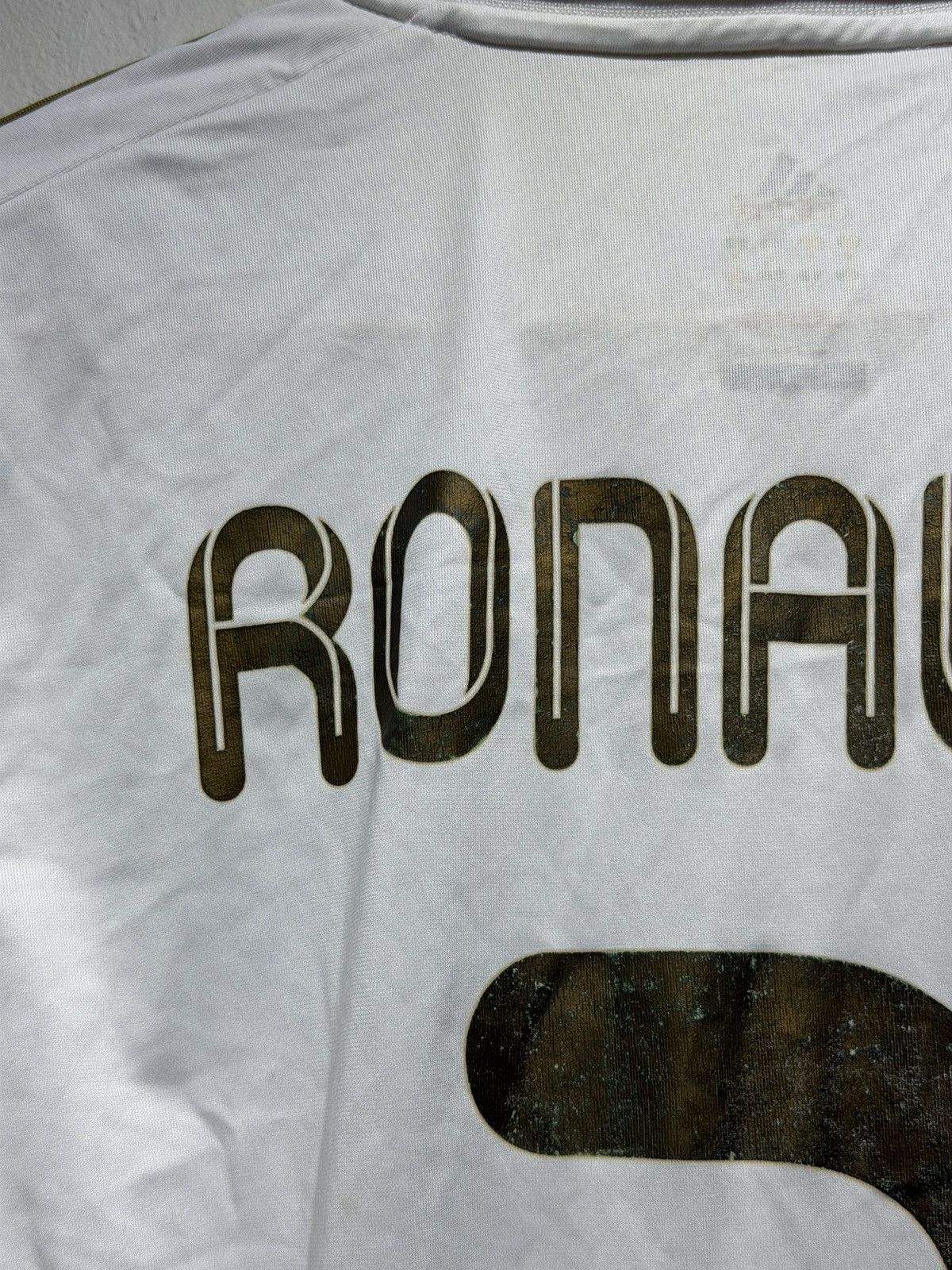Adidas Real Madrid Cristiano Ronaldo 2011/12 jersey Size US M / EU 48-50 / 2 - 11 Thumbnail