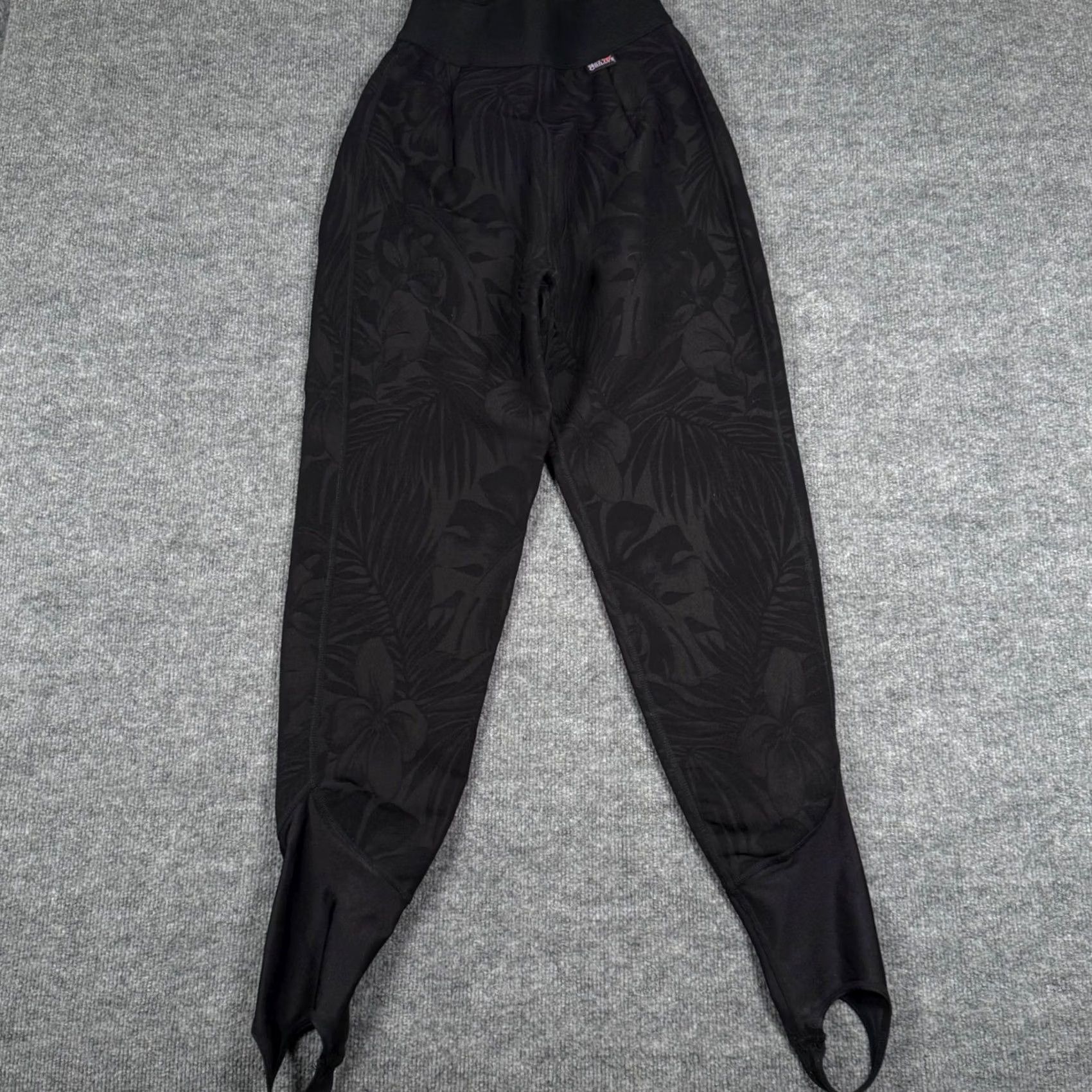 Vintage VINTAGE Hot Chillys Ski Pants Women MEDIUM Black Floral Palm Winter Wool Nylon Stirrup Retro 80s 90s Skiing Snowboarding Athletic Size 32" / US 10 / IT 46 - 3 Thumbnail