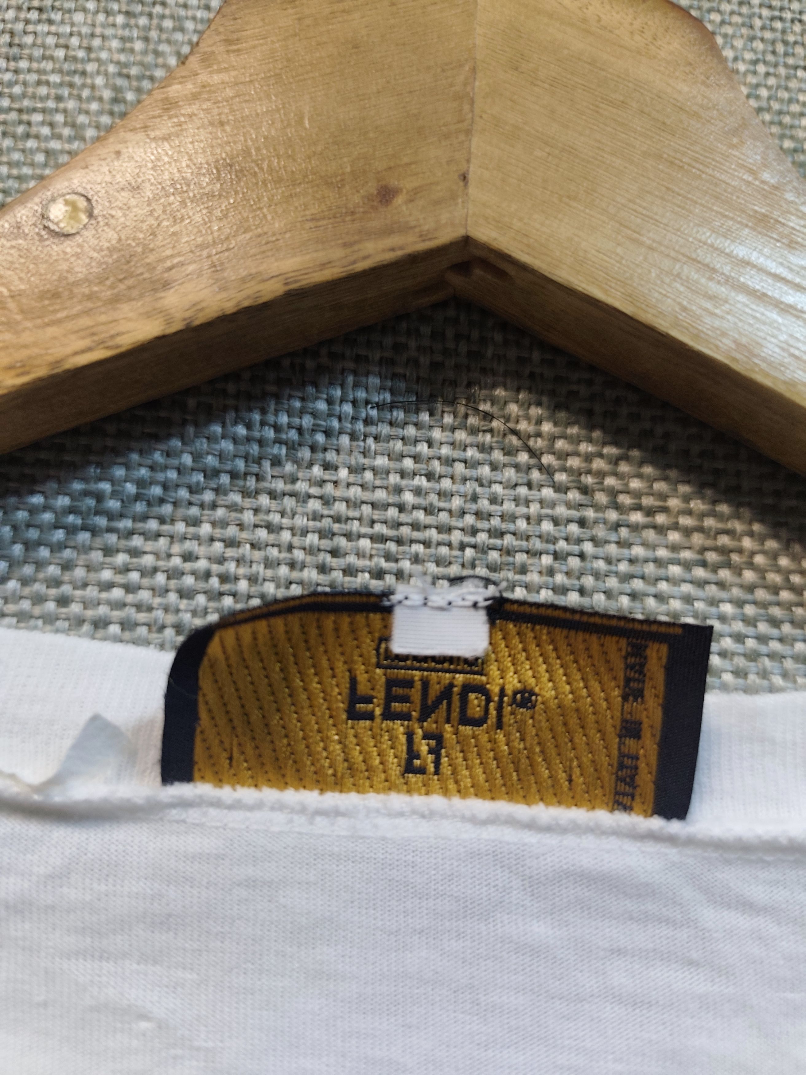 Fendi Fendi Tee Size US M / EU 48-50 / 2 - 6 Thumbnail
