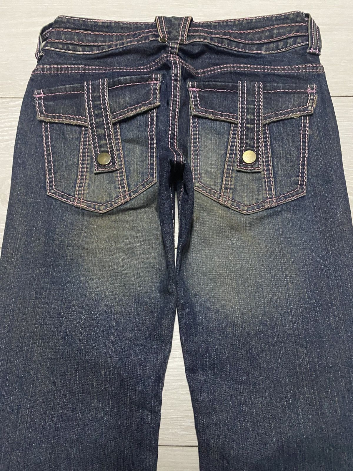 Japanese Brand Woman Vintage Japanese Brand Mud Wash Distressed Flare Jeans Size US 26 / EU 42 - 4 Thumbnail