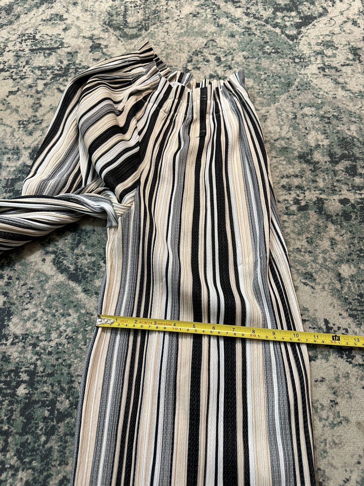 Homme Plisse Issey Miyake Pleats Please Issey Miyake Vertical Stripe Pant Size US 34 / EU 50 - 5 Thumbnail