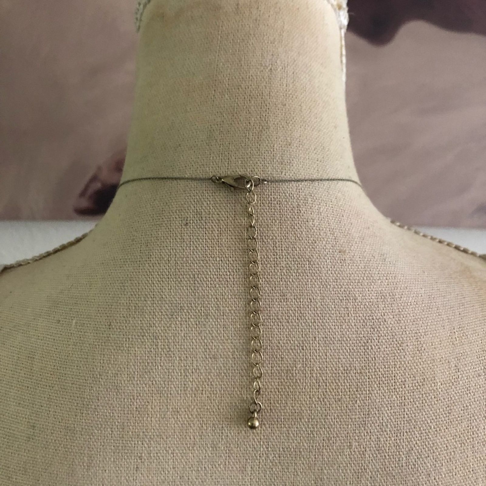 Jewelry Triple chevron disc gold plated delicate chain necklace Size ONE SIZE - 4 Thumbnail