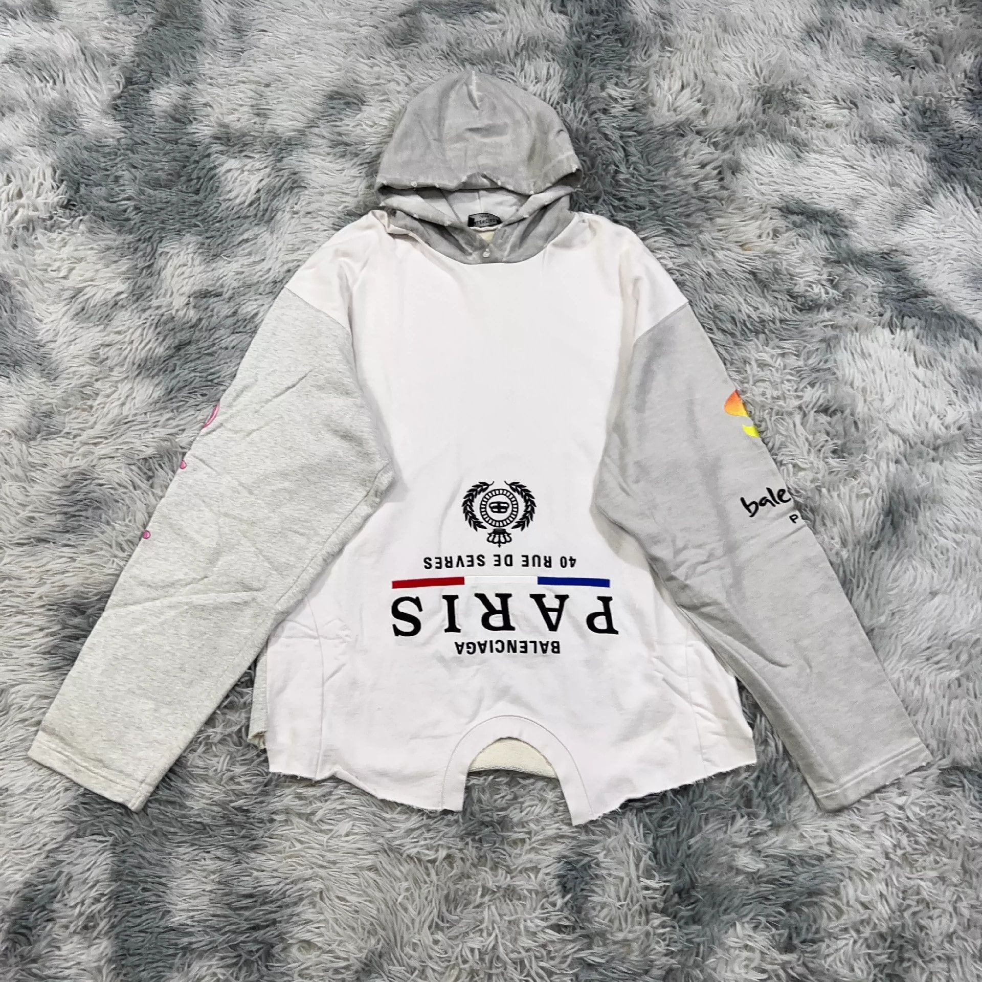 Balenciaga Balenciaga destroys hoodies Size US M / EU 48-50 / 2 - 1 Thumbnail