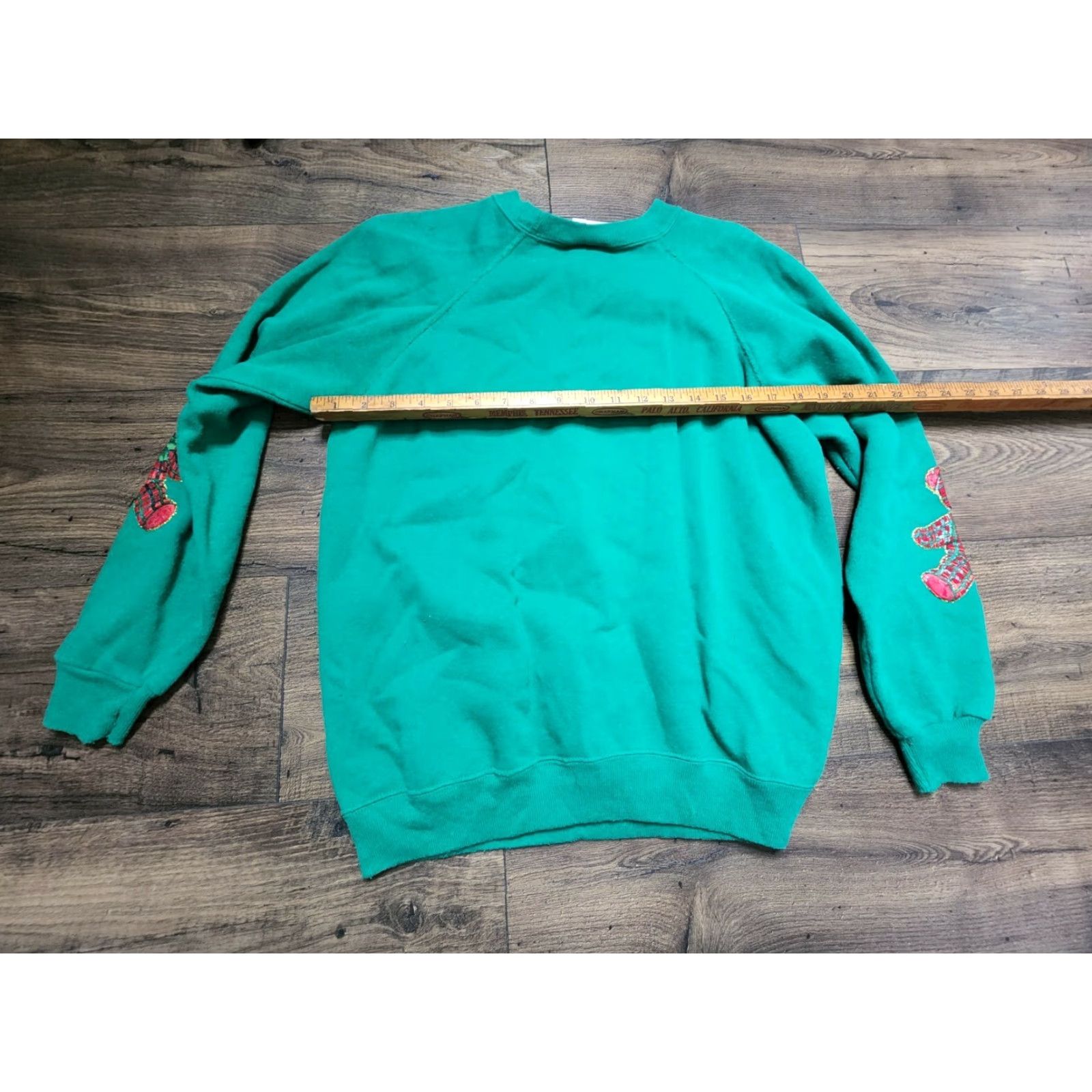 Hanes VINTAGE Hanes Sweatshirt Christmas Bear Cat Mouse Christmas Ugly Sweater Crewneck M Womens Green Adult Medium Pullover Holiday Size M / US 6-8 / IT 42-44 - 3 Thumbnail