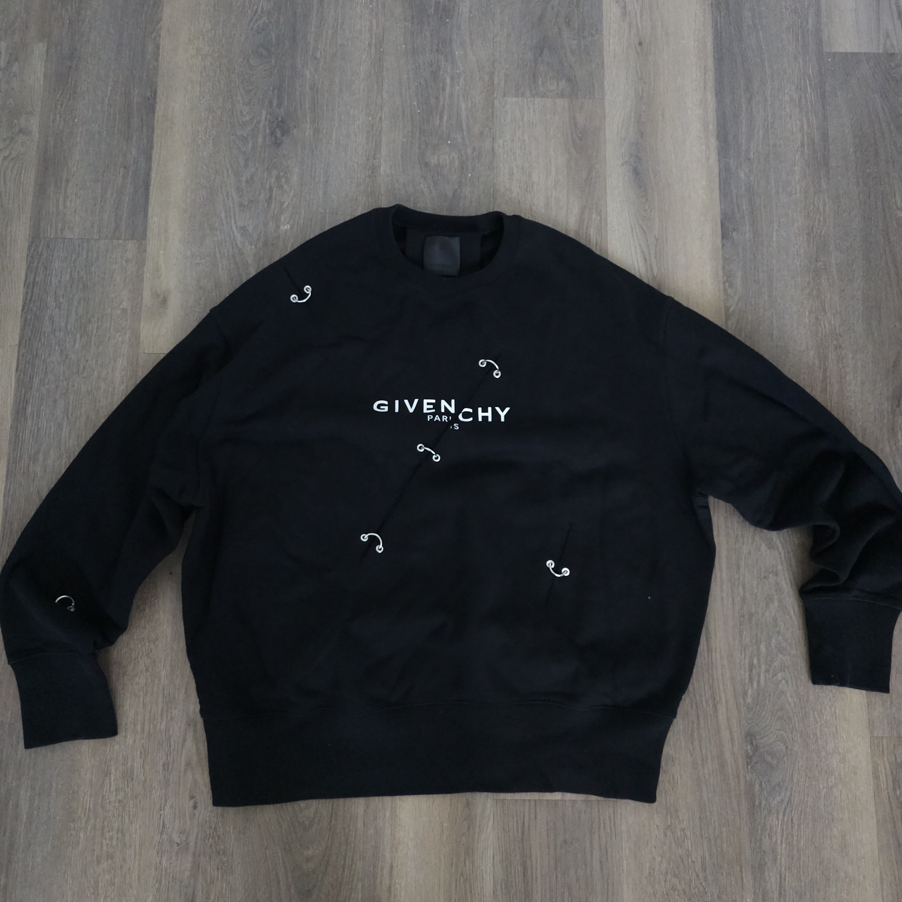 Givenchy logo-print eyelet-detailing oversized sweatshirt Size US S / EU 44-46 / 1 - 8 Thumbnail