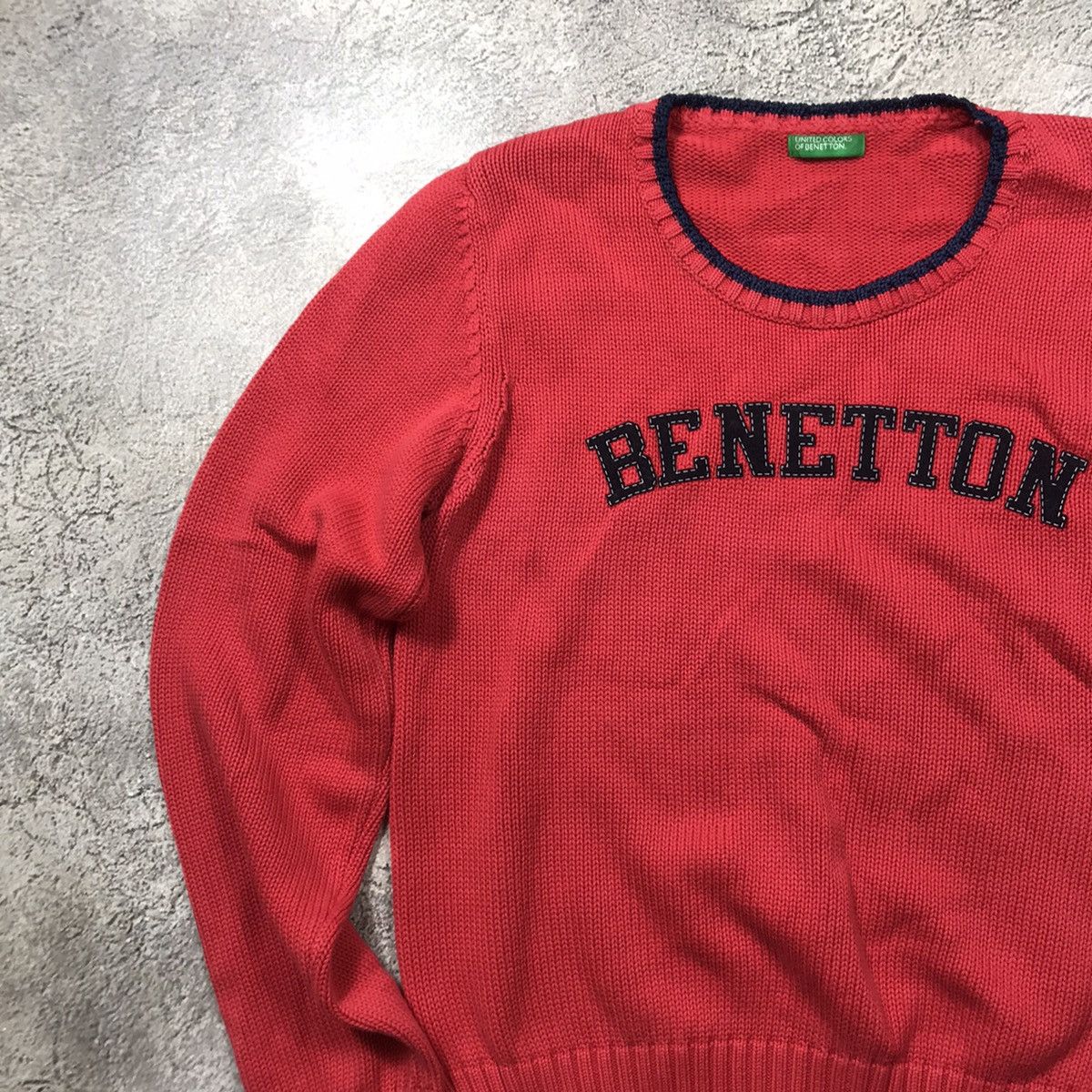 Vintage Vintage Benetton Logo Crewneck Oversized Sweater 90s Punk M Size M / US 6-8 / IT 42-44 - 2 Thumbnail
