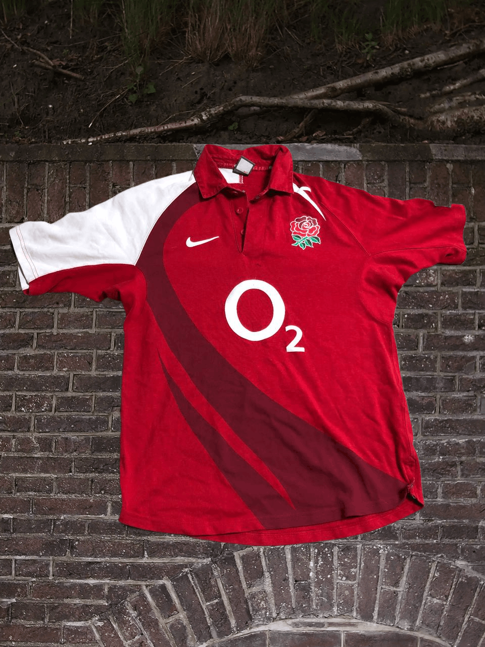 Nike Jerseys Nike Football O2 T-Shirt red vintage sportwear Size US M / EU 48-50 / 2 - 1 Thumbnail
