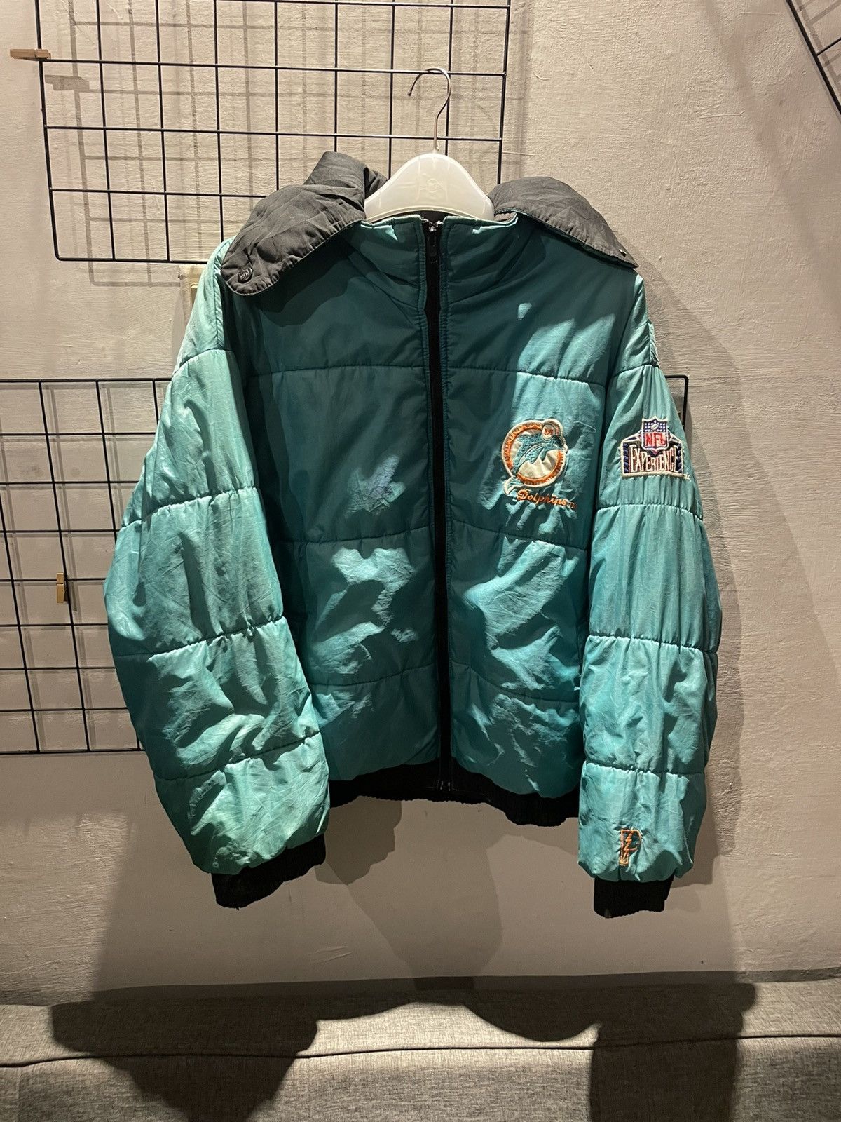 Pro Player × Vintage Vintage 90s pro player Miami Dolphins Reversible Jacket Size US S / EU 44-46 / 1 - 3 Thumbnail