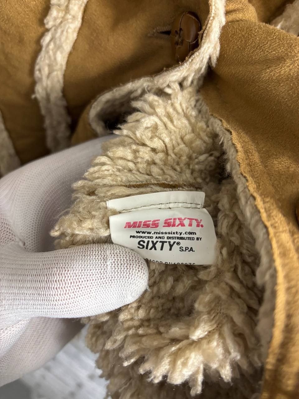 Miss Sixty Miss Sixty vintage Y2K faux fur washed Sherpa jacket Size L / US 10 / IT 46 - 13 Thumbnail