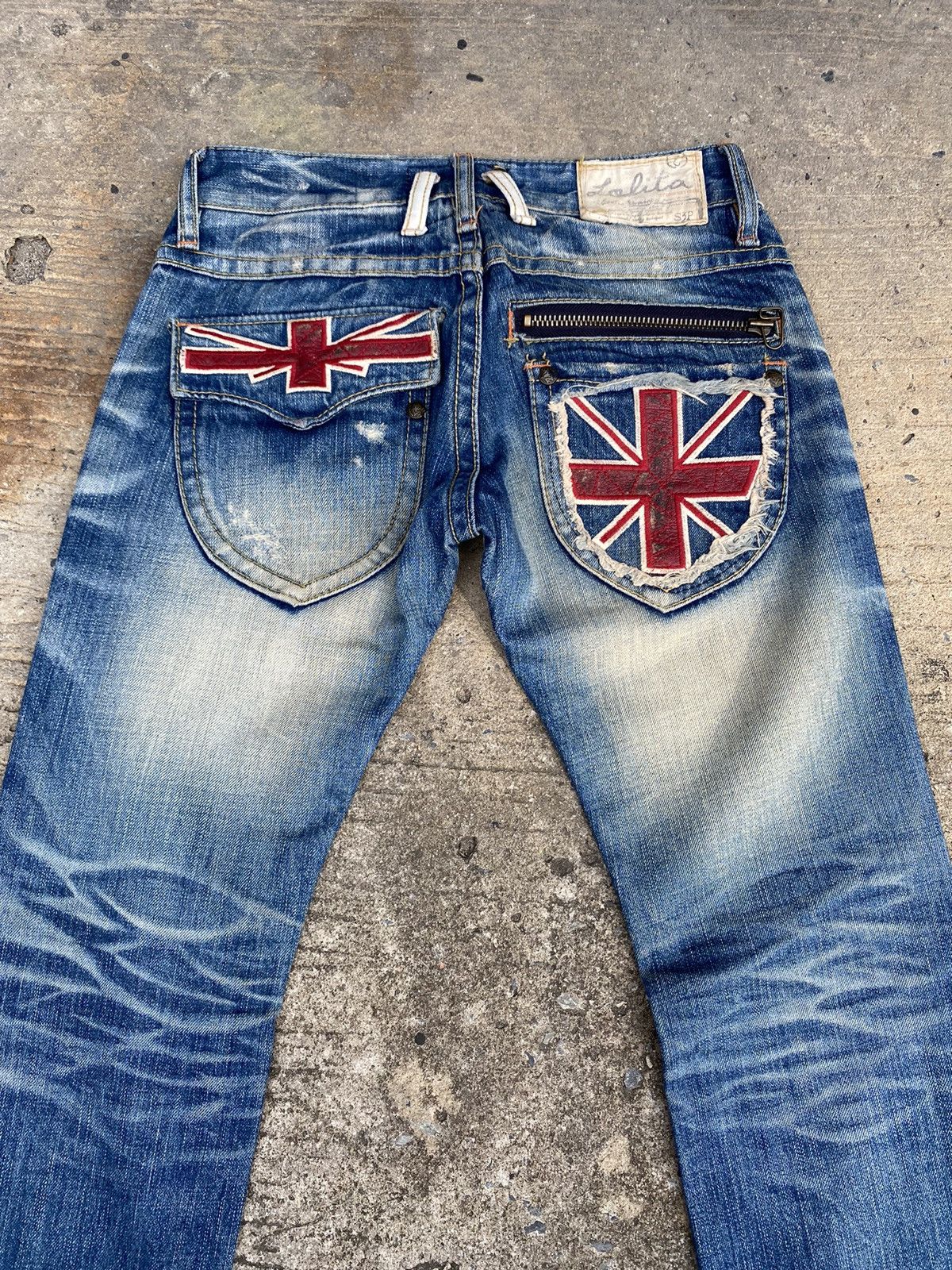 If Six Was Nine × Japanese Brand × Le Grande Bleu (L.G.B.) Yoshimoto Nara x Lolita Jeans Distressed Pants Size US 30 / EU 46 - 5 Thumbnail